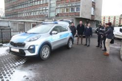Nowy radiowóz w Komisariacie Policji w Nowogardzie