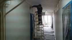 remont korytarzy i klatek schodowych w Szkole Podstawowej w Błotnie